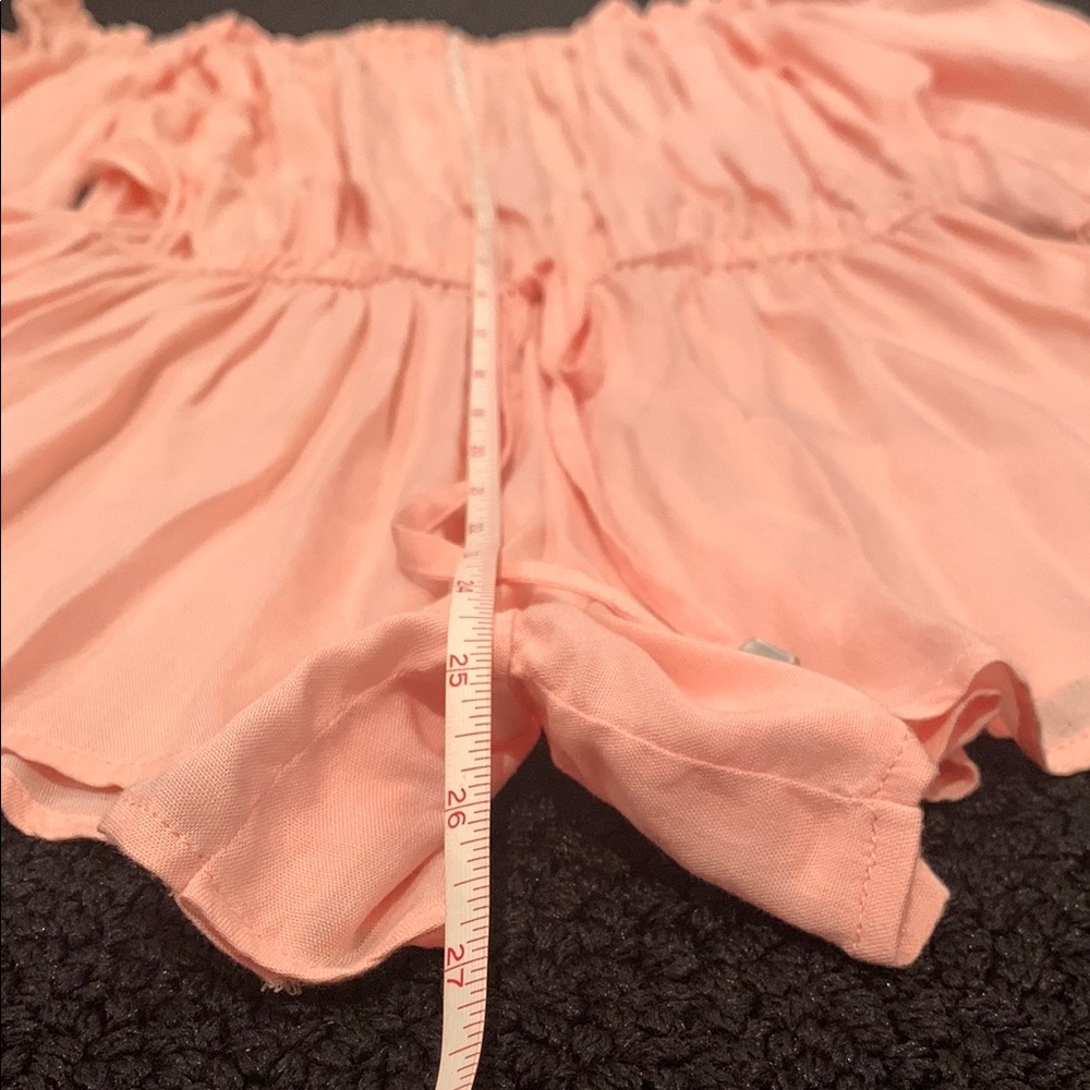 Elan Peach Casual Shorts with Flowing Design - Picture 11 of 12